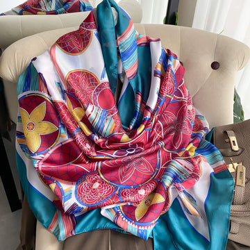 Châle "RED STAR " effet soie à motifs