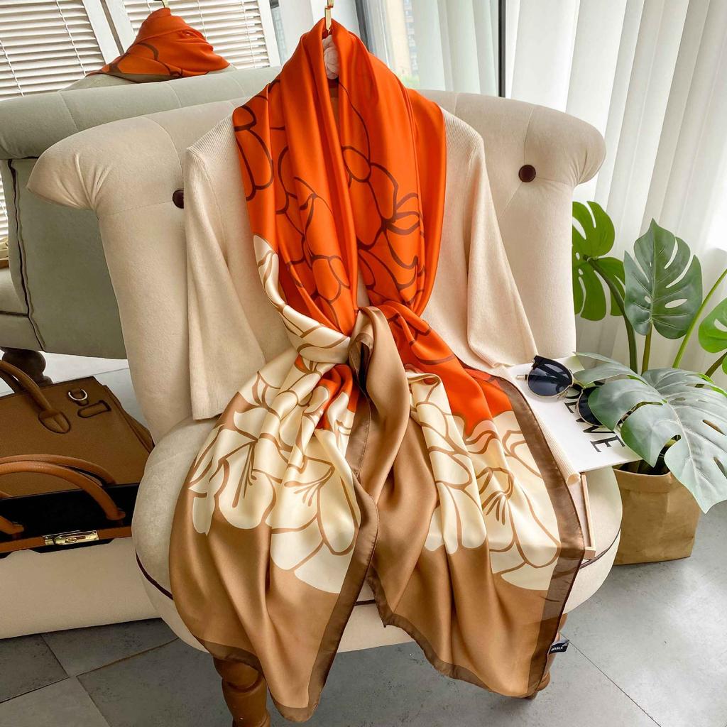 Châle "IVY" effet soie à motifs