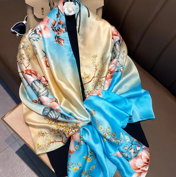 Châle "PARADIS" effet soie à motifs