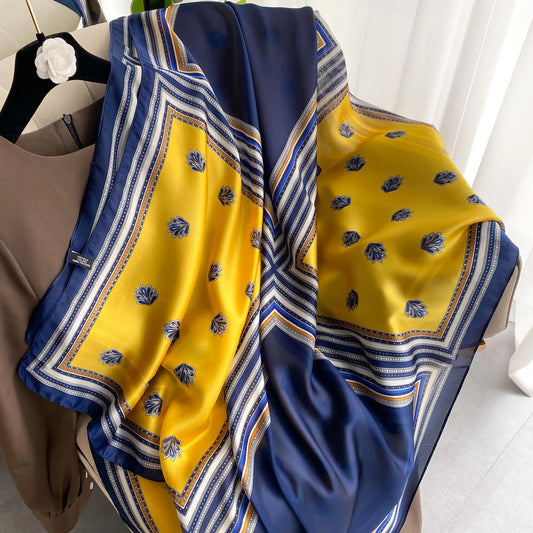 Châle "PAIX CITRON " effet soie à motifs