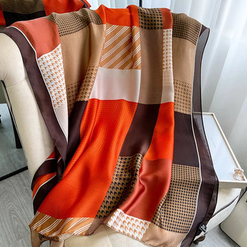 Châle "LILLY ORANGE " effet soie à motifs