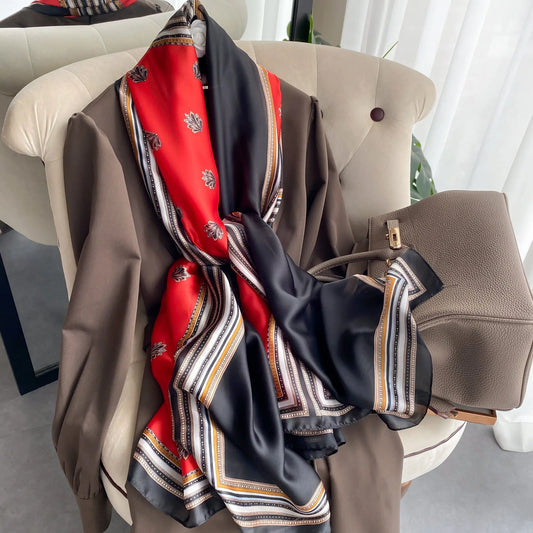 Châle "PAIX ROUGE " effet soie à motifs