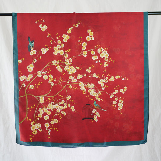 Châle "RED FLOWER" effet soie à motifs